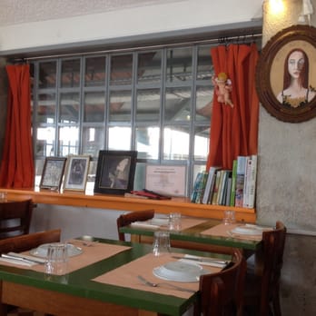 Santa Clara dos Cogumelos - Warm and friendly - Mediterranean Near Me - Lisbon, 11 Santa Clara dos Cogumelos - Warm and friendly - Mediterranean Near Me - Lisbon, 11