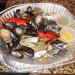 Hodgdon Seafood - Lobster, mussels, clams,crab,corn,slaw.