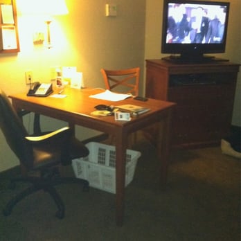 Candlewood Suites Augusta - Dining//work area - Hotels Near Me - Augusta, Georgia Candlewood Suites Augusta - Dining//work area - Hotels Near Me - Augusta, Georgia