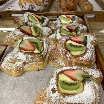 BF Bakery & Cafe - Bakeries Near Me - Irvine, California