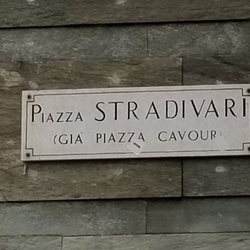 Piazza Stradivari - Piazza Stradivari