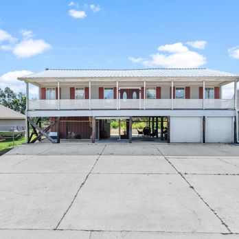 Wendy Benedetto - Compass - 4112 US-90 Hwy. , Des Allemands LA 70030 - Real Estate Agents Near Me - Destrehan, Louisiana Wendy Benedetto - Compass - 4112 US-90 Hwy. , Des Allemands LA 70030 - Real Estate Agents Near Me - Destrehan, Louisiana