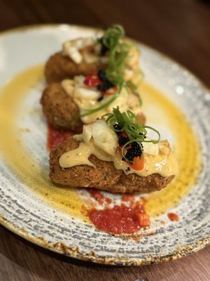 SAINT - Updated March 2026 - 532 Photos & 249 Reviews - 44 Avenida ...