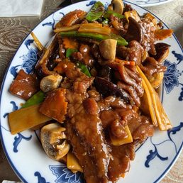 Beef with black mushrooms