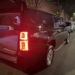 Boston Luxury Transportation - Are you going to a wedding soon?
A concert?
A sporting event?
Call us today and one of our friendly agents will be happy to assist you!