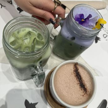 Ol Days - Lavender Matcha Iced Latte - Breakfast & Brunch Near Me - New York, New York Ol Days - Lavender Matcha Iced Latte - Breakfast & Brunch Near Me - New York, New York