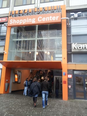 Alexandrium Shopping Center by null