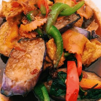 Siam House - Thai Near Me - Bloomington, Indiana