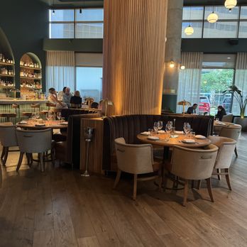 Credence - Bar - New American Near Me - Houston, Texas