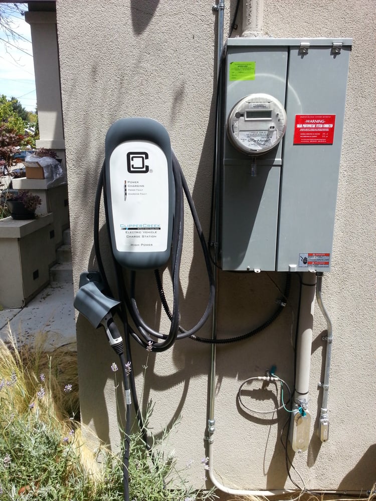 Slide of EVCHARGE4U