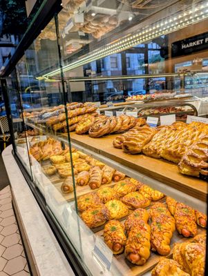 Paris Baguette by null