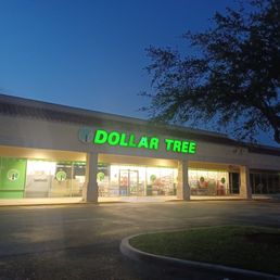Exterior photo of Dollar Tree - Port Saint Lucie, Florida Exterior photo of Dollar Tree - Port Saint Lucie, Florida