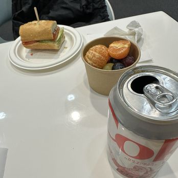 Golden Gate Lounge - Fruit cup soda and mini sandwich - Airport Lounges Near Me - San Francisco, California Golden Gate Lounge - Fruit cup soda and mini sandwich - Airport Lounges Near Me - San Francisco, California