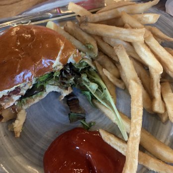 Vinson's Pub And Eatery - Grilled chicken club - American Near Me - Clayton, North Carolina