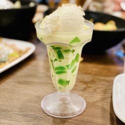 Max's Restaurant - Glendale - Buko Pandan