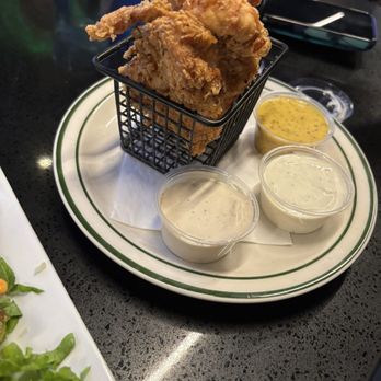 Cunningham's Pub & Grill - New American Near Me - Omaha, Nebraska