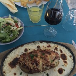 Au Petit Fourneau - Potato with ham and cheese, very tasty!
