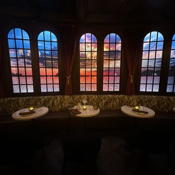 Captain's Quarters - Inside - Cocktail Bars Near Me - San Diego, California