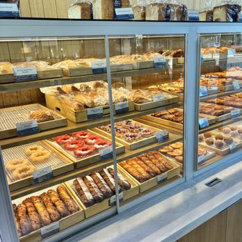 Paris Baguette - Blueberry Lemon and Strawberry Mochinut Doughnuts - Bakeries Near Me - Sacramento, California Paris Baguette - Blueberry Lemon and Strawberry Mochinut Doughnuts - Bakeries Near Me - Sacramento, California