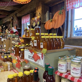 Schwallier's Country Basket - Market - Farmers Market Near Me - Sparta, Michigan