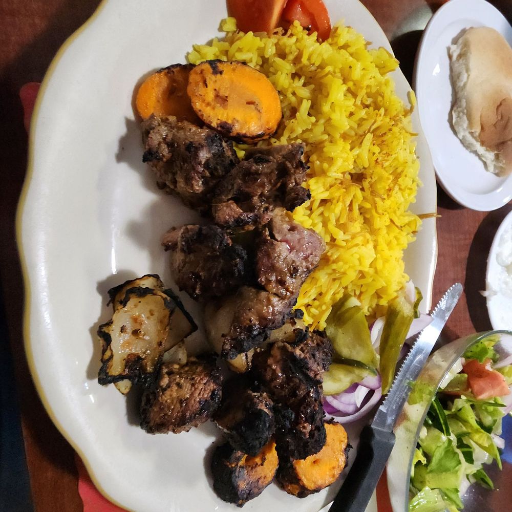 Taza Fresh Grill - Mediterranean Near Me - Southgate, Michigan