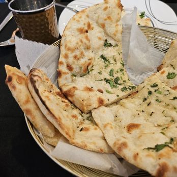 Curry Lounge - Garlic Naan - Indian Near Me - Artesia, California Curry Lounge - Garlic Naan - Indian Near Me - Artesia, California