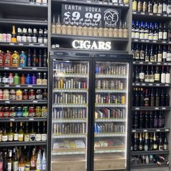 Loma Liquor