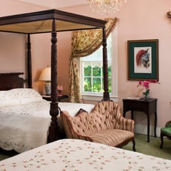 Devereaux Shields House - Alice Room