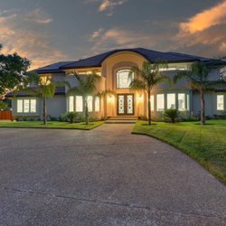 Kristin Oganisyan - Mimi Nassif Luxury Estates - Specializing in luxury and investment properties