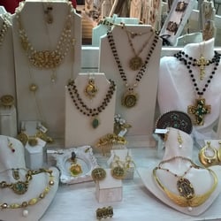 Barbosa - Joyas hechas con diferentes materiales