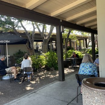 Peet's Coffee - Outdoor seating - Coffee & Tea Near Me - Concord, California