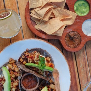 ZIGGY Beach Club & Restaurant - Shrimp tacos - Mexican Near Me - Tulum, ROO