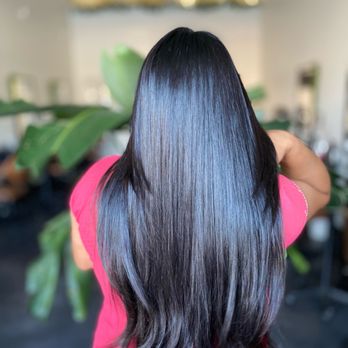 Glamourax - Long Layered Haircut by Arax Blowout by Arpi - Hair Salons Near Me - Burbank, California Glamourax - Long Layered Haircut by Arax Blowout by Arpi - Hair Salons Near Me - Burbank, California