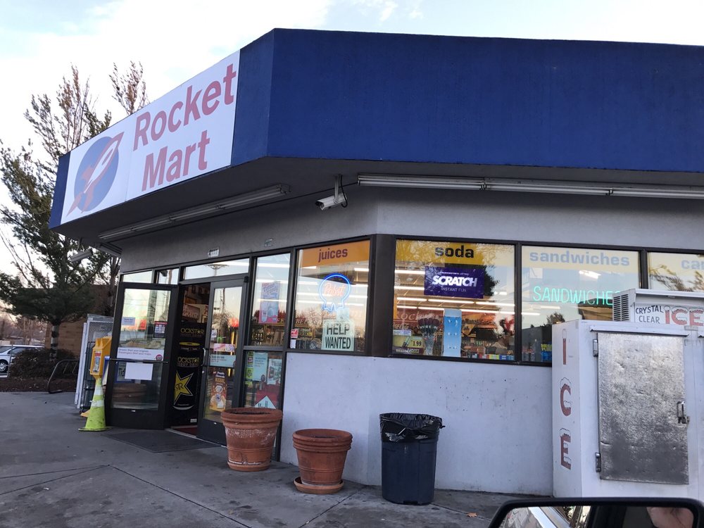 Rocket Mart Logo