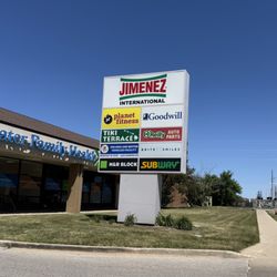 Des Plaines Secretary Of State Illinois - Signage for the DMV's new strip mall.  June 2026.