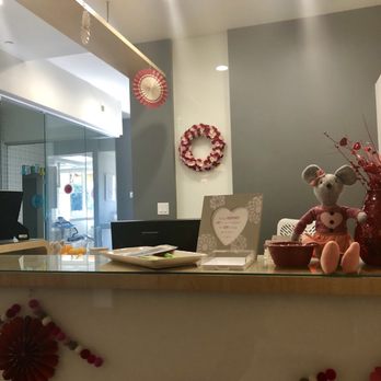 Lamorinda Dental Care - Reception area decorated for Valentine's Day! - Cosmetic Dentists Near Me - Moraga, California