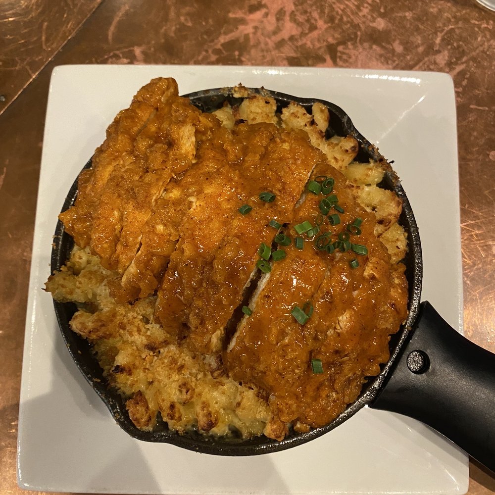 The Stillery - Mac & Cheese with chicken - New American Near Me - Nashville, Tennessee The Stillery - Mac & Cheese with chicken - New American Near Me - Nashville, Tennessee
