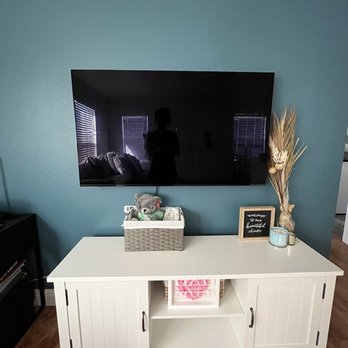 ANM Installs - Living room TV - Home Theatre Installation Near Me ANM Installs - Living room TV - Home Theatre Installation Near Me