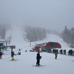 Purgatory Resort - Lift one and snow coming down!
