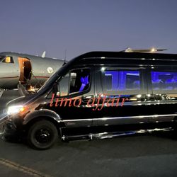 Limo Affair - #private #charter