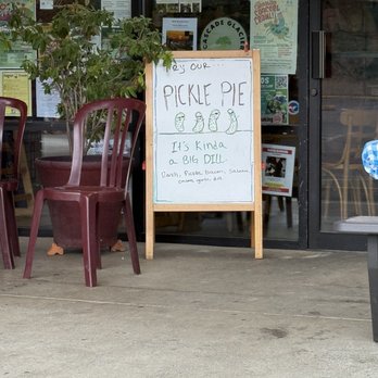 Blake's Pizzeria & Ice Cream - Special of that day - Pizza Near Me - Carnation, Washington