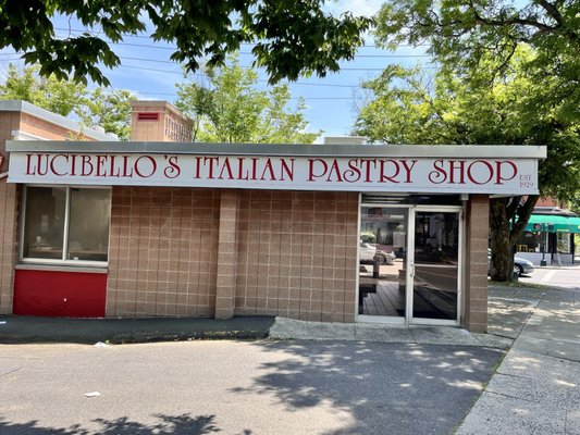 Lucibello's Italian Pastry Shop by null