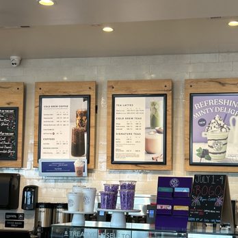 The Coffee Bean & Tea Leaf - Inside - menu - Coffee & Tea Near Me - Bakersfield, California The Coffee Bean & Tea Leaf - Inside - menu - Coffee & Tea Near Me - Bakersfield, California