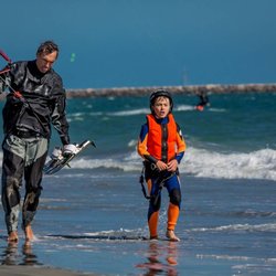Captain Kirk's Kiteboarding - Never to young to learn Kitesurfing