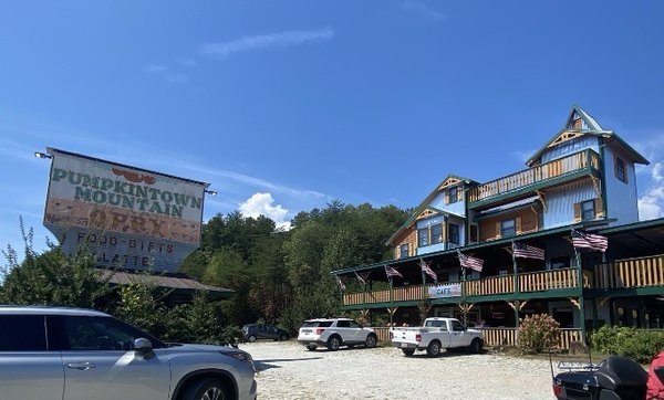 Pumpkintown Mountain Opry by null