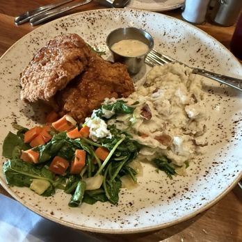 Lazy Dog Restaurant & Bar - Fried chicken - New American Near Me - Concord, California Lazy Dog Restaurant & Bar - Fried chicken - New American Near Me - Concord, California