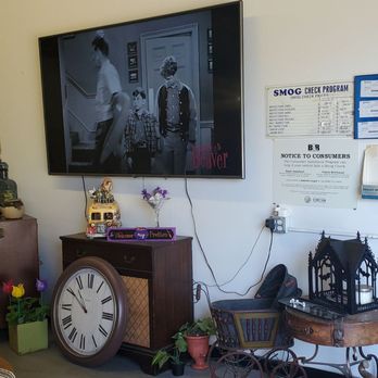 Morgan Hill Smog Test - A view of the waiting room - Smog Check Stations Near Me - Morgan Hill, California Morgan Hill Smog Test - A view of the waiting room - Smog Check Stations Near Me - Morgan Hill, California
