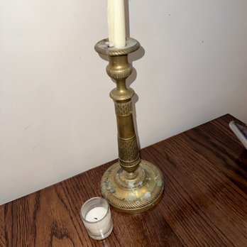 L'Appartement 4F - Un-lit candles with wax everywhere - Bakeries Near Me - Brooklyn, New York