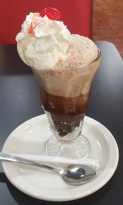 Reds Soda Fountain and Ice Cream by null