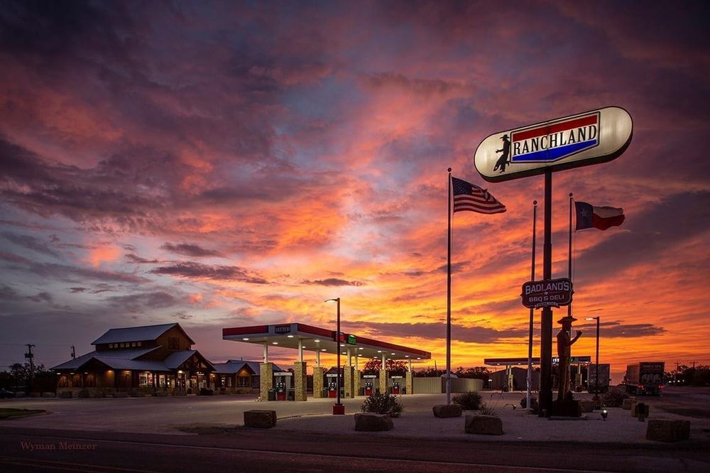 RANCHLAND 10 Photos & 17 Reviews Convenience Stores 102 E Hays St